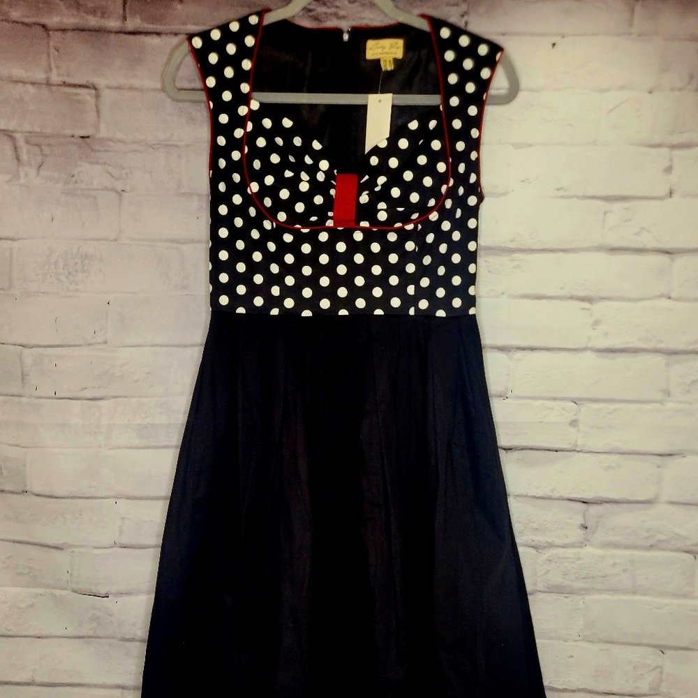 Vintage Style Lindy Bop Dress NWT Size Small